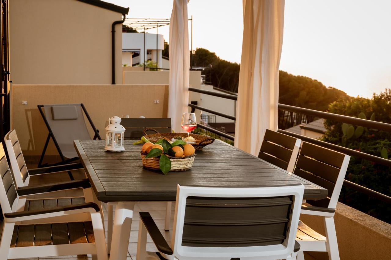 Orizzonte Blu Apartment Чефалу Екстериор снимка