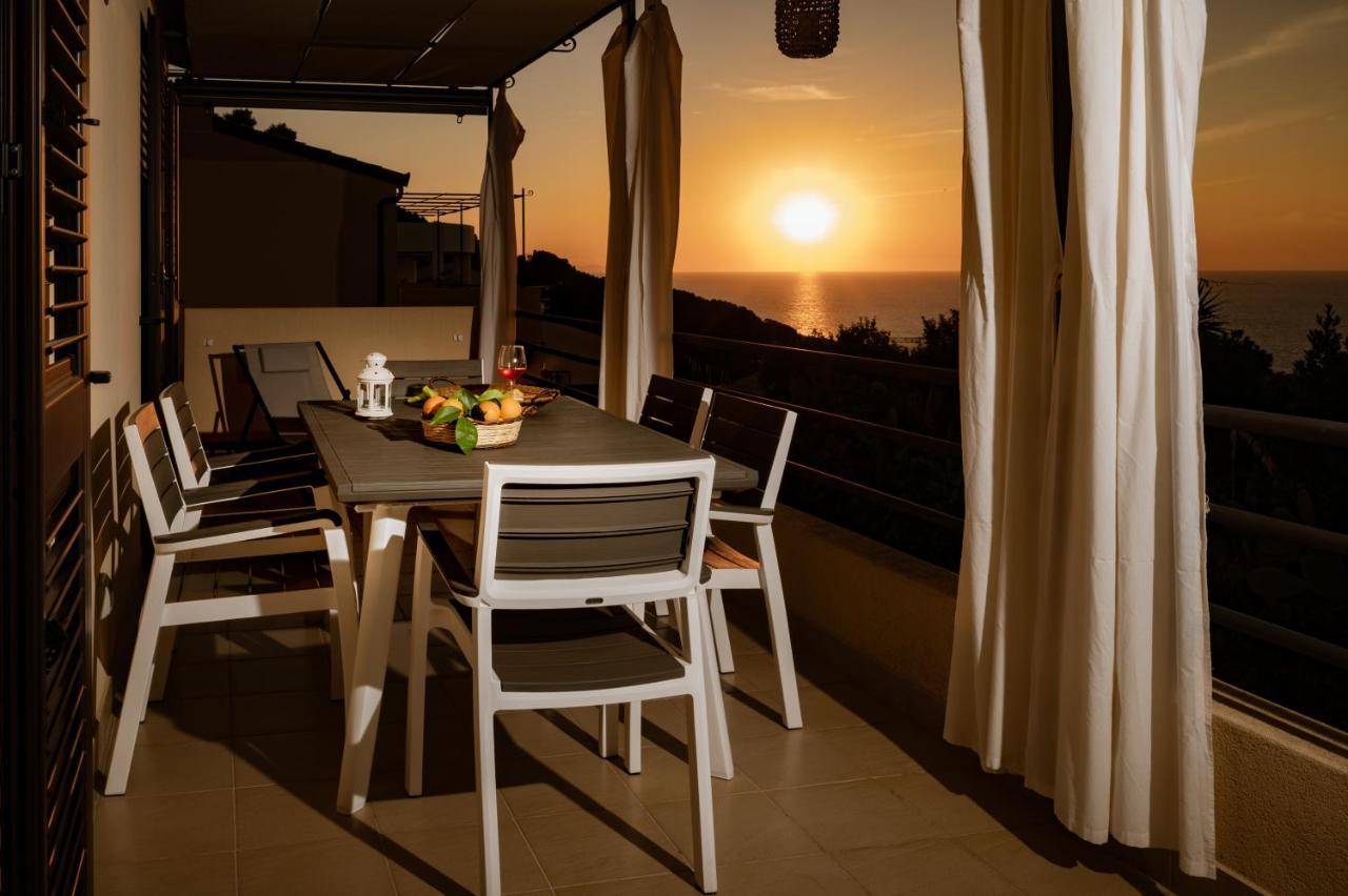 Orizzonte Blu Apartment Чефалу Екстериор снимка